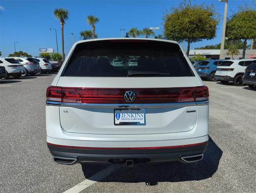 2026 Volkswagen Atlas 2.0T SE w/Technology 4MOTION