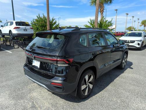 2025 Volkswagen Taos 1.5T S