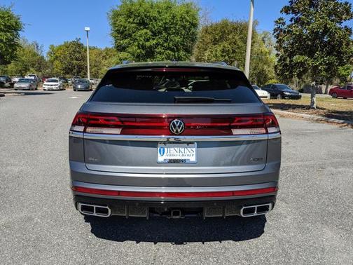2025 Volkswagen Atlas Cross Sport 2.0T SEL Premium