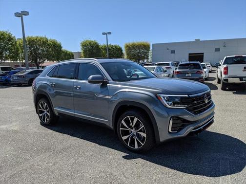 2025 Volkswagen Atlas Cross Sport 2.0T SEL Premium
