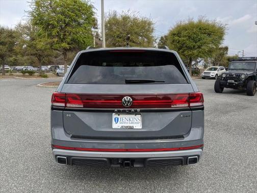 2025 Volkswagen Atlas 2.0T Peak Edition