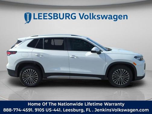 pure white 2026 Volkswagen Tiguan 2.0T S