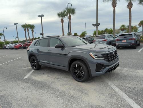 2026 Volkswagen Atlas Cross Sport 2.0T SEL