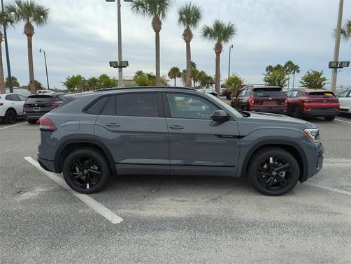 2026 Volkswagen Atlas Cross Sport 2.0T SEL