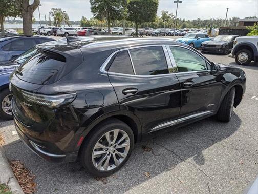 2022 Buick Envision FWD Avenir