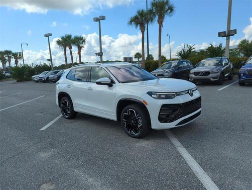 2025 Volkswagen Tiguan 2.0T SEL R-Line 4MOTION
