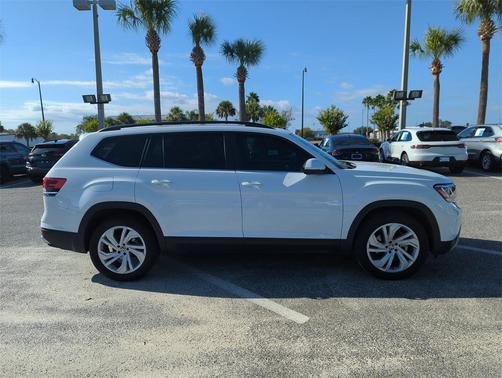 2023 Volkswagen Atlas 3.6L SE w/Technology