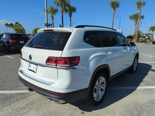 2023 Volkswagen Atlas 3.6L SE w/Technology
