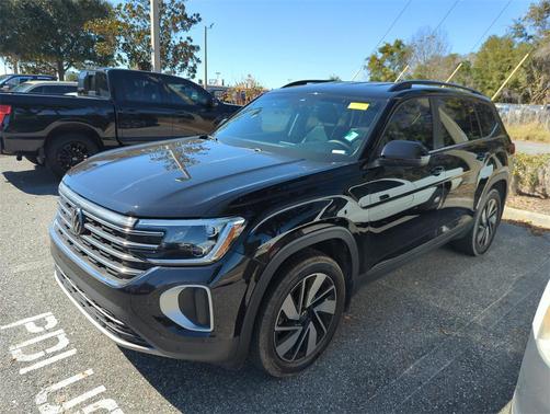 2024 Volkswagen Atlas 2.0T SE w/Technology