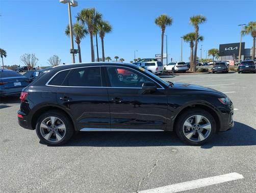 2023 Audi Q5 40 Premium Plus