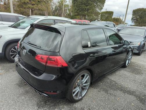 2017 Volkswagen Golf R 2.0T DSG
