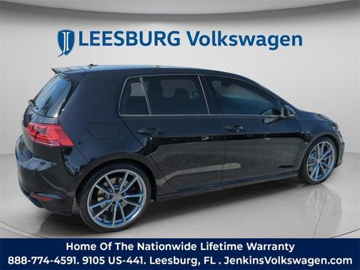 2017 Volkswagen Golf R 2.0T DSG