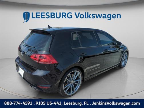 2017 Volkswagen Golf R 2.0T DSG
