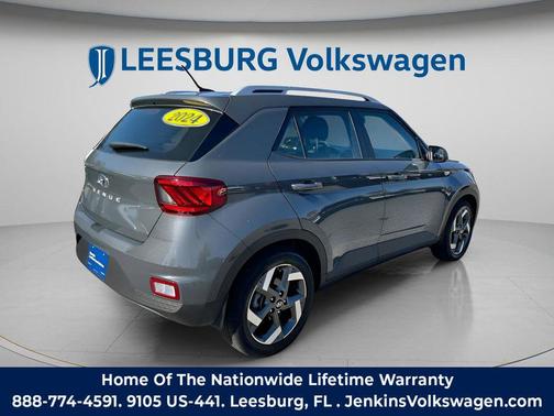 2024 Hyundai VENUE SEL