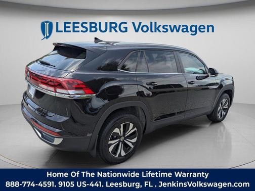 Deep Black 2026 Volkswagen Atlas Cross Sport 2.0T SE