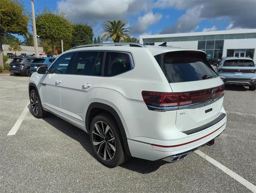 2026 Volkswagen Atlas 2.0T SEL Premium R-Line 4MOTION