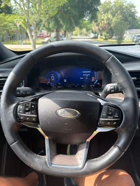 Iconic Silver Metallic 2022 Ford Explorer Platinum