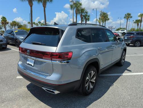 2026 Volkswagen Atlas 2.0T SE