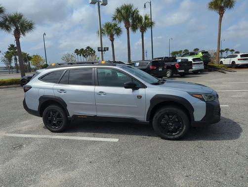 Ice Silver Metallic 2024 Subaru Outback Wilderness