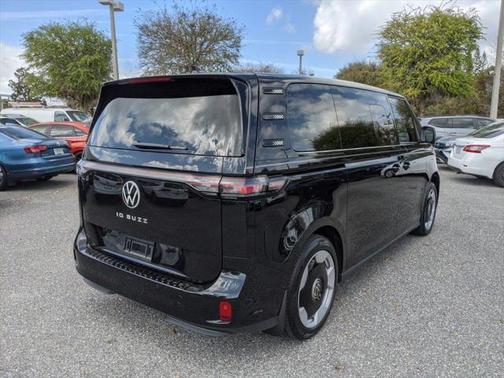 2025 Volkswagen ID. Buzz Pro S