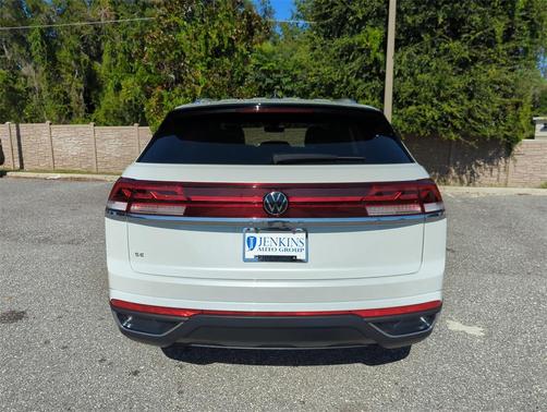 2026 Volkswagen Atlas Cross Sport 2.0T SE