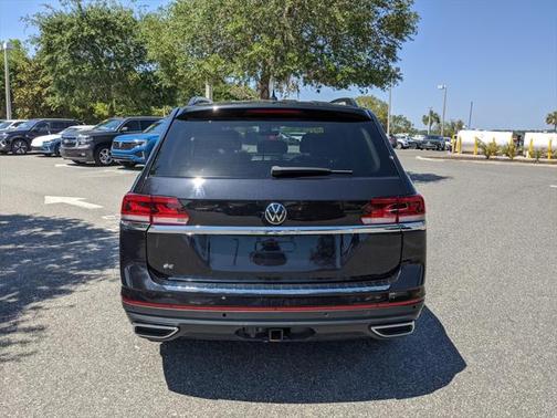 2022 Volkswagen Atlas 3.6L SE w/Technology