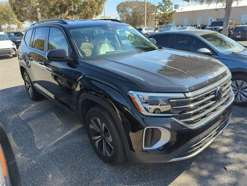 2024 Volkswagen Atlas 2.0T SE