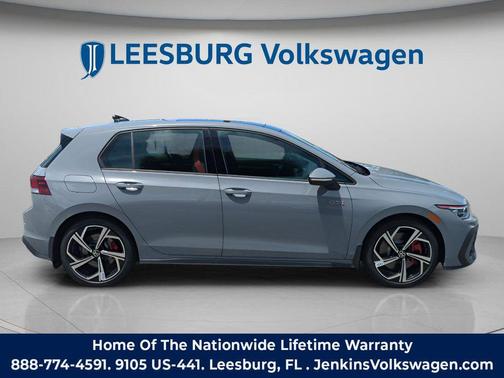 Moonstone 2026 Volkswagen Golf GTI 2.0T SE DSG