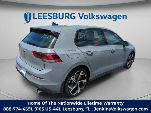 Moonstone 2026 Volkswagen Golf GTI 2.0T SE DSG