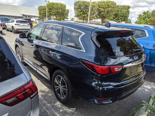 2017 INFINITI QX60 Base