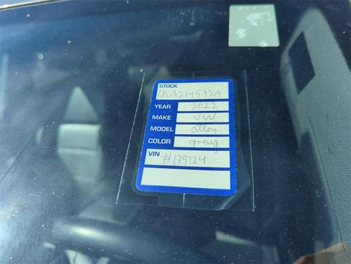 2022 Volkswagen Atlas Cross Sport 2.0T SE w/Technology