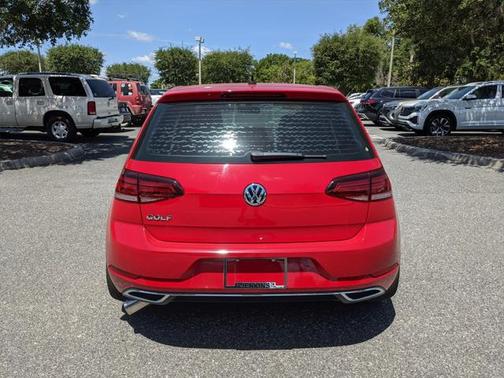 2018 Volkswagen Golf TSI S