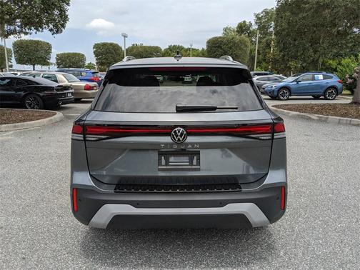 2025 Volkswagen Tiguan 2.0T S