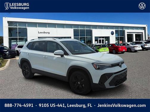2025 Volkswagen Taos 1.5T SE