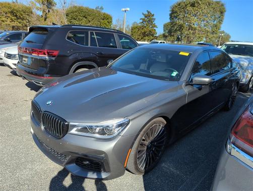 2019 BMW 750 I