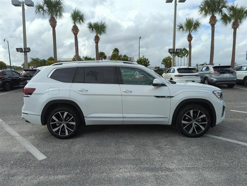 2026 Volkswagen Atlas 2.0T SEL Premium R-Line 4MOTION