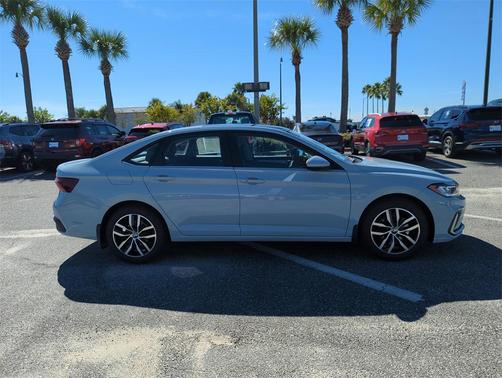 2026 Volkswagen Jetta 1.4T SE