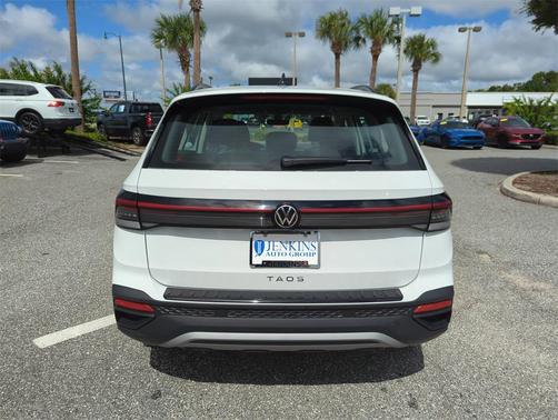 2025 Volkswagen Taos 1.5T S
