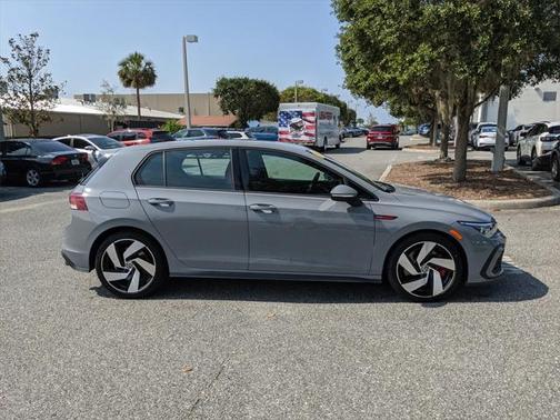 2024 Volkswagen Golf GTI 2.0T S DSG