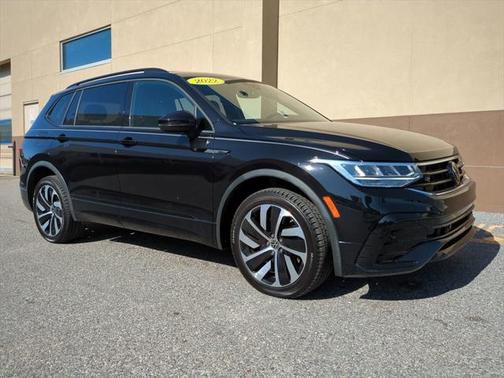 2022 Volkswagen Tiguan 2.0T SE R-Line Black