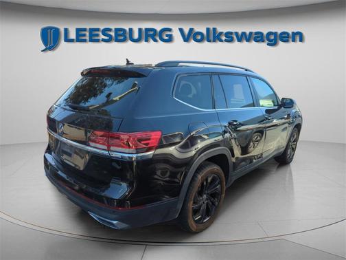 2022 Volkswagen Atlas 2.0T SE w/Technology