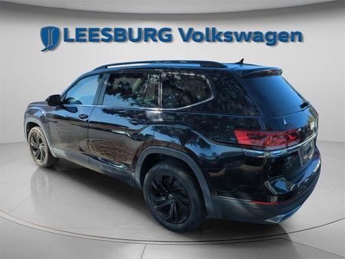 2022 Volkswagen Atlas 2.0T SE w/Technology
