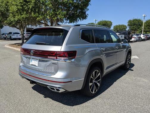 2025 Volkswagen Atlas 2.0T SEL Premium R-Line 4MOTION