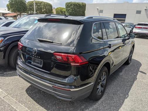 2024 Volkswagen Tiguan 2.0T SE