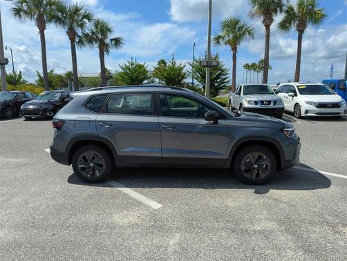 2025 Volkswagen Taos 1.5T S