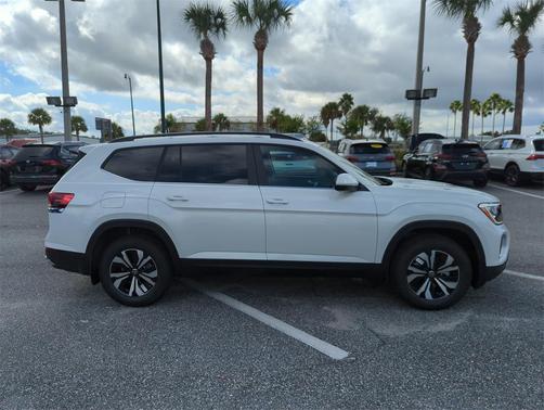 2026 Volkswagen Atlas 2.0T SE