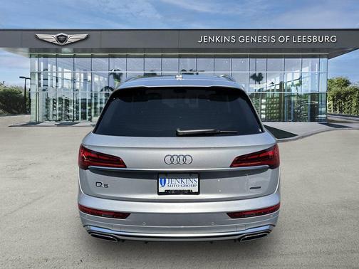 2022 Audi Q5 45 S line Premium Plus