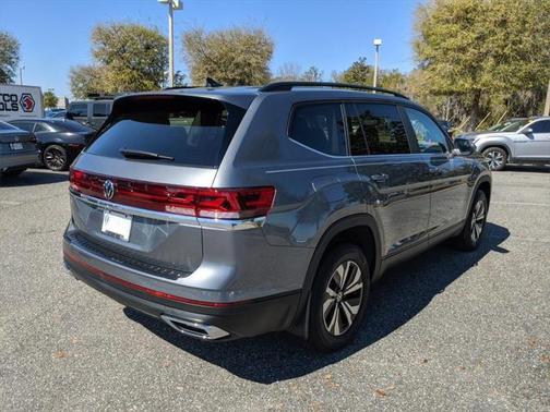 2025 Volkswagen Atlas 2.0T SE