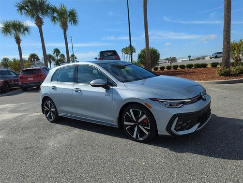 2026 Volkswagen Golf GTI 2.0T SE DSG