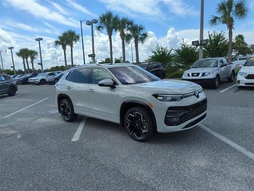 2025 Volkswagen Tiguan 2.0T SEL R-Line 4MOTION